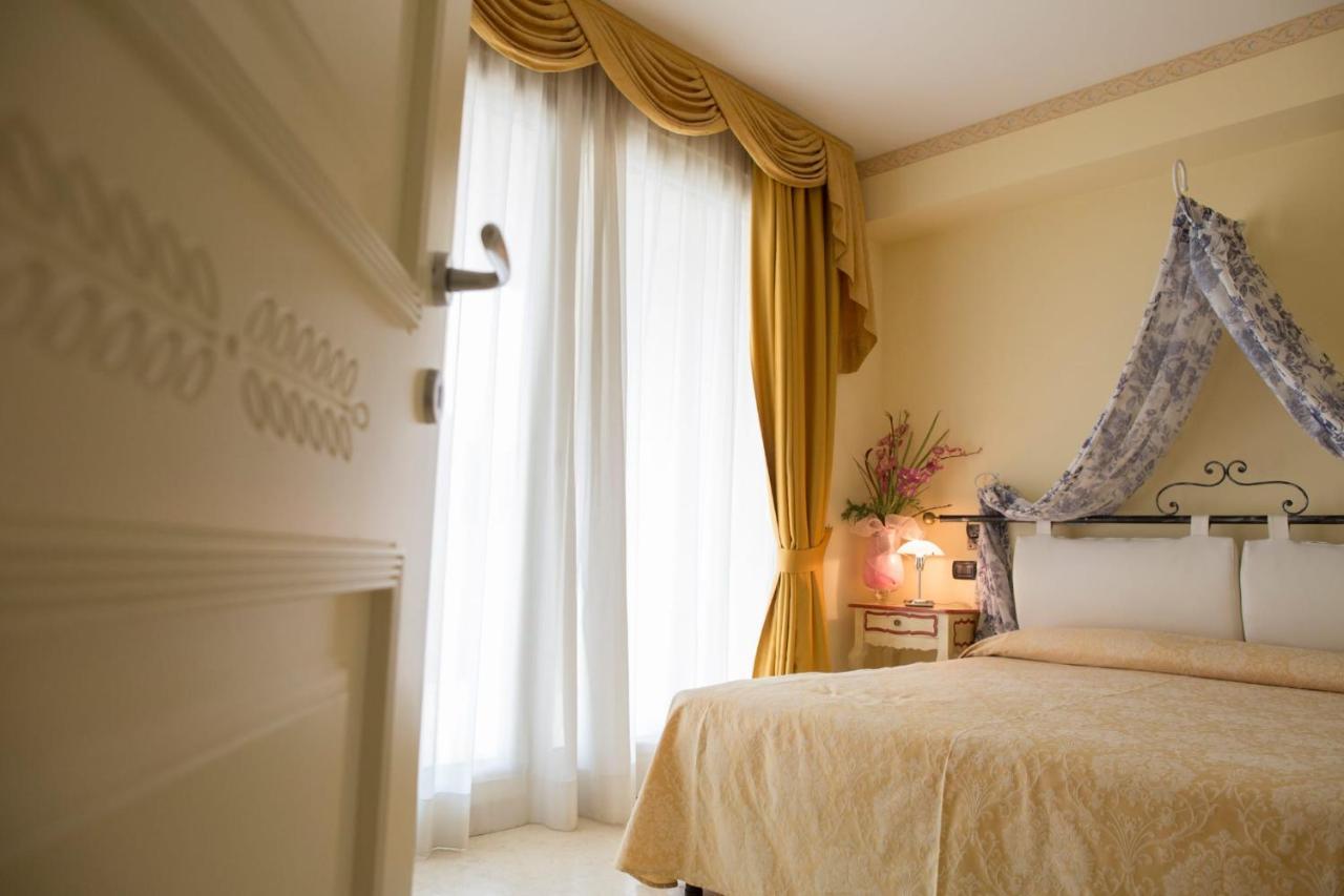 Appartamento Du Lac 1 Desenzano del Garda Extérieur photo